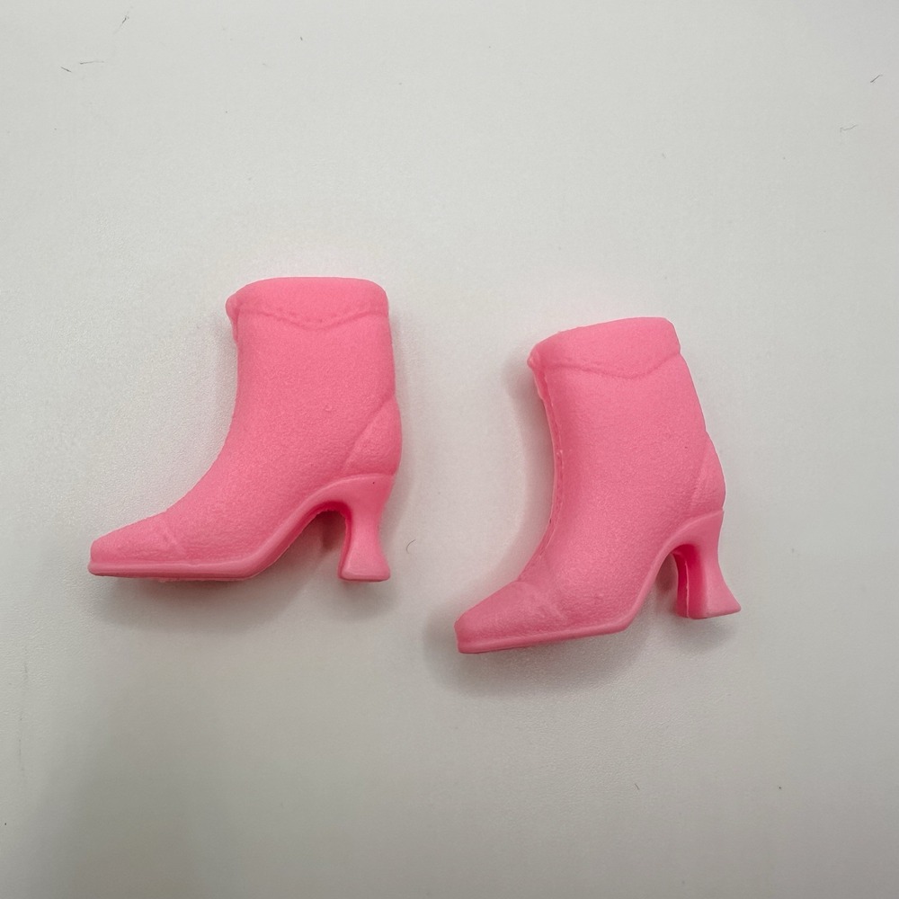 VTG 1990's Mattel‎ Barbie Light Pink Short Ankle Plastic Boots Heels Shoes